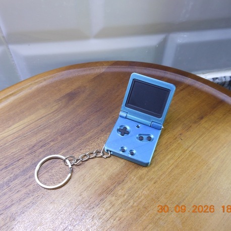 Minik GameBoy Advance SP Anahtarlık 
