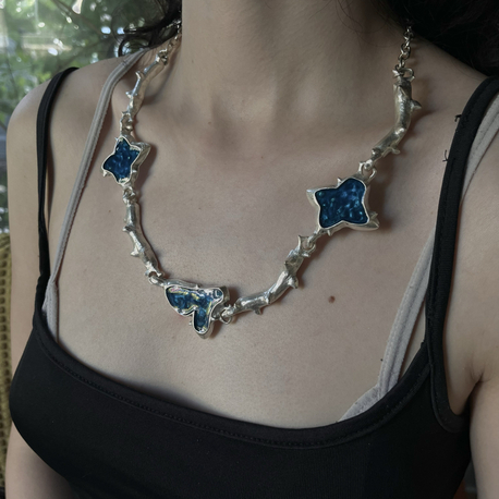 vintage neck