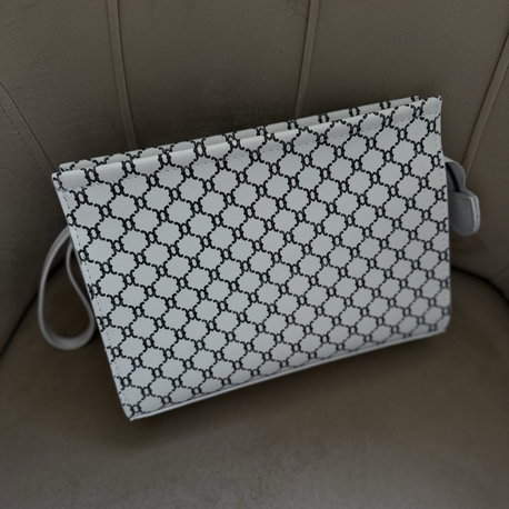 BEYAZ CLUTCH ÇANTA 
