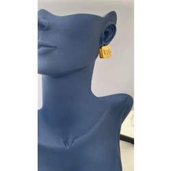 GEOMETRIK PLAKA GOLD ÇELİK KÜPE