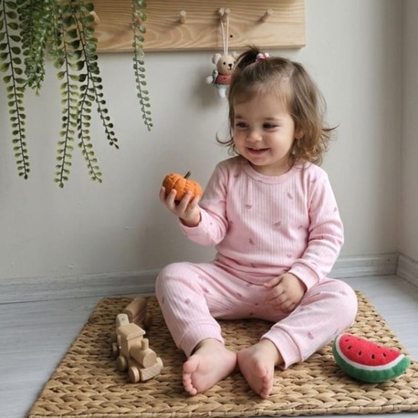 Karpuzlu düz model pijama takımı