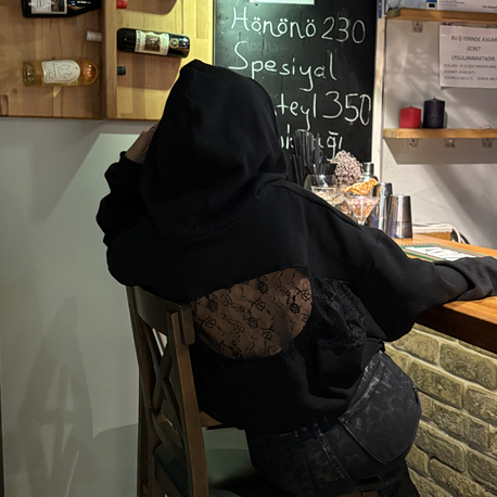 Laceback Sweat