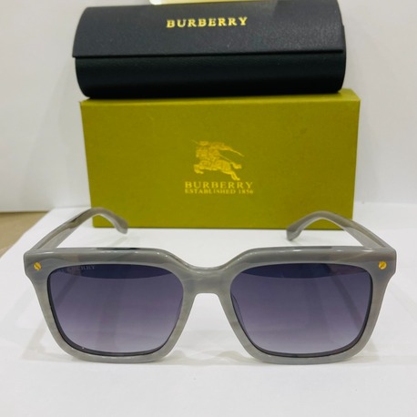 BURBERRY GRİ ÇERÇEVE SİYAH ŞEFFAF CAM