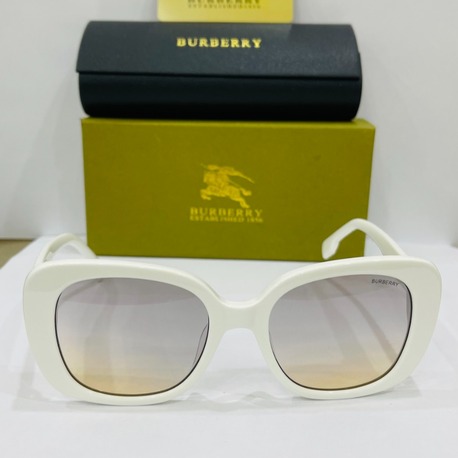BURBERRY BEYAZ ÇERÇEVE SİYAH ŞEFFAF CAM