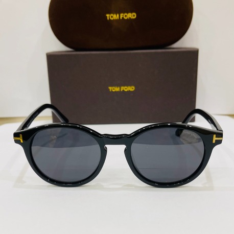 TOM FORD SİYAH ÇERÇEVE SİYAH ŞEFFAF CAM