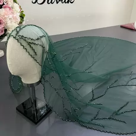 Zümrüt yeşili dal model gelin duvağı