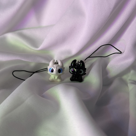 Dişsiz ve ışığın öfkesi telefon charm