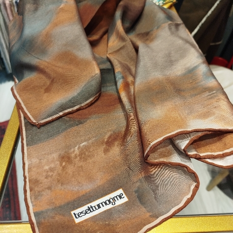 Tesettürnağme eşarp