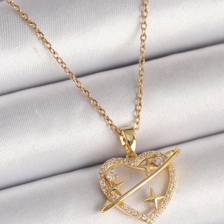 Gold Renk Zirkon Taşlı Kalp Model Yıldız Detay Kolye