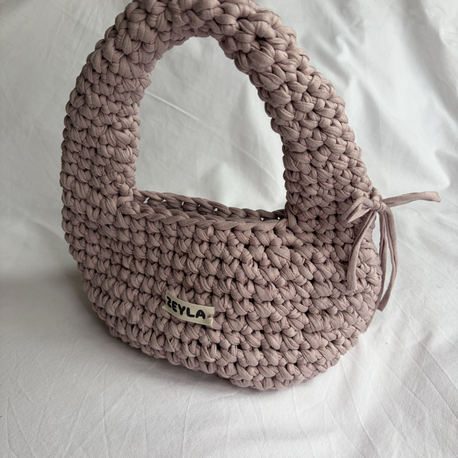 Blush Curve