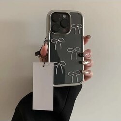 iPhone 15 Pro Max Fiyonk Telefon Kılıfı
