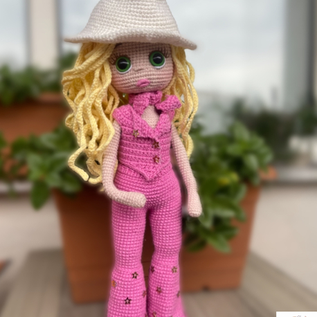 Amigurumi Barbie Bebek