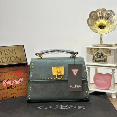 Guess SU Yeşili