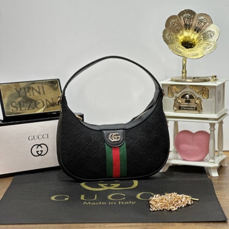 Gucci Oval Siyah