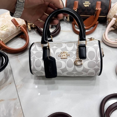 COACH mini cylinder✨