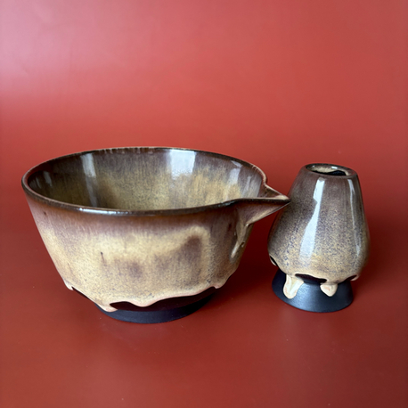 Umeno Stoneware Matcha Kase + Whisk Tutucu Set (500 Ml Hacimli)