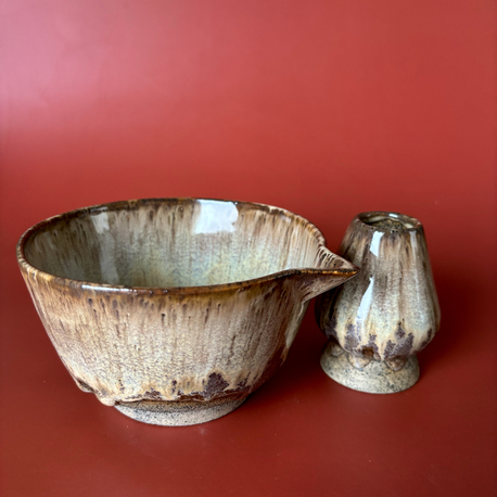 Kiyoshi Stoneware Matcha Kase + Whisk Tutucu Set (500 Ml Hacimli)