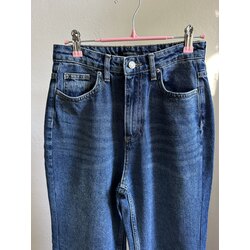 Koyu jean 