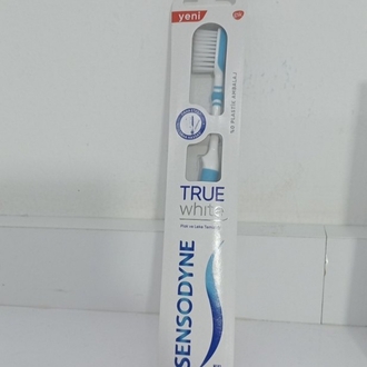 Sensodyne True White diş fırçası
