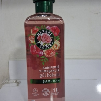 herbal Gül kokulu 350 ml şampuan