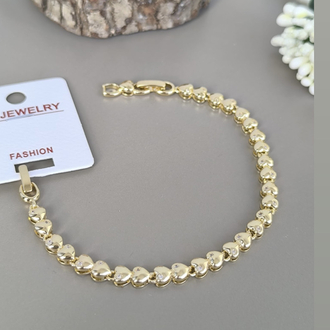 VİP 14K TAŞLI SIRA KALPLİ BİLEKLİK