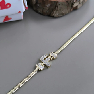 VİP SERİ 14K TAŞLI F HARFLİ BİLEKLİK