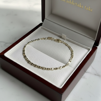 VİP SERİ 14K YALDIZLI İNCE FİGARO BİLEKLİK