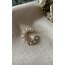 İNCİLİ DİŞLİ MODEL TRAGUS KÜPE 