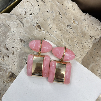 Kare Model Pembe Küpe