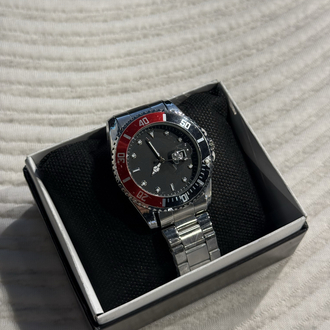 Submariner - Red And Dark Saat