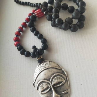 1057- mask kolye