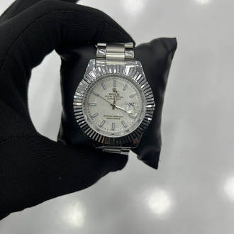 Premium Seri Silver Kadran Tırtıklı Kasa Erkek Saati - Metal Kordon