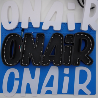 On Air Yazı Masaüstü Aydınlatma Aksesuarı 3