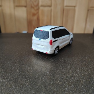 El Yapımı 3D Baskı Ford Tourneo Courier Model Araba