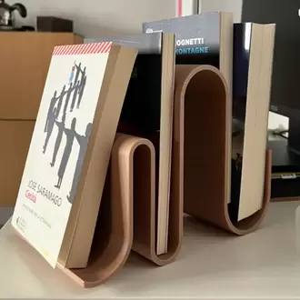 Wave Shelf: 3D Tasarım Dalgalı Kitap Standı ve Organizer