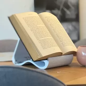 BookRest Pro: 3D Tasarım Kitap Tutucu, Bardak Altlığı ve Gözlük Standı