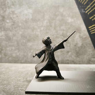 ⚡ KÜTÜPHANENİZDE SİHRE YER AÇIN: HARRY POTTER KİTAP TUTUCU 