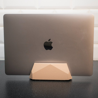 MASANIZDAKİ GEOMETRİK ESTETİK: DEKORATİF LAPTOP STANDI ✨