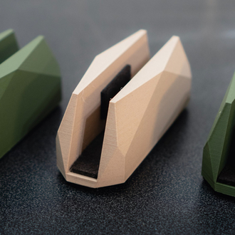 MASANIZDAKİ GEOMETRİK ESTETİK: DEKORATİF LAPTOP STANDI ✨