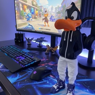 Looney Tunes’un en huysuz ama en karizmatik karakteri Daffy Duck