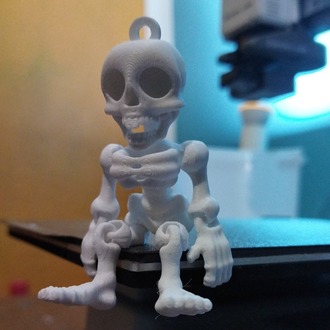 Flexi Mutlu İskelet 3D Baskı – 7 cm