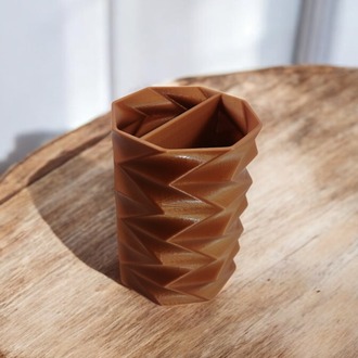 Zigzag desenli 3D 2 Bölmeli Kalemlik