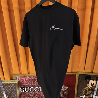 jacquemus sırt logo detaylı yeni sezon ithal tişört