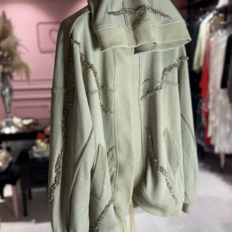 Kapüşonlu küf yeşili sweatshirt