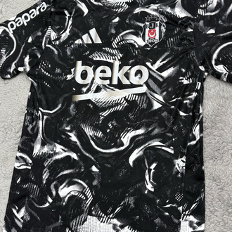 Beşiktaş Premium Forma