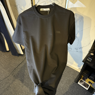 Zara Basic T-Shirt