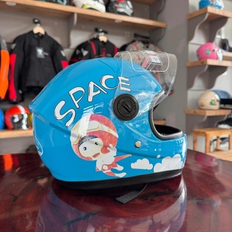 Uzay (Space) Temalı Çocuk Kapalı Motosiklet Kaskı