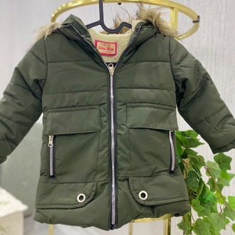 Haki Yeşil Kapşonlu Kürk Detaylı Unisex Çocuk Montu