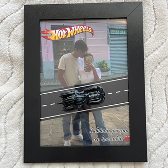 Kişiye özel Hot Wheels çerçeve