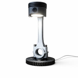 Piston Tasarımlı Ayarlanabilir Masa Lambası